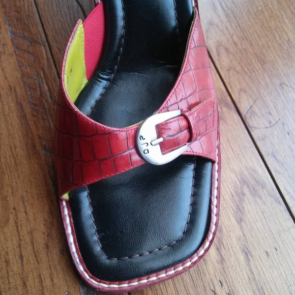 Donald J Pliner red leather square toe sandals - Picture 2 of 8